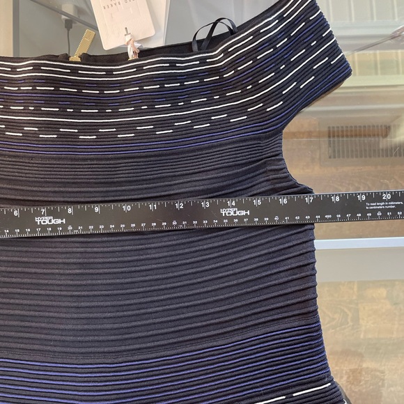 Ted Baker London Midi Dress Ted Baker London - Picture 15 of 16